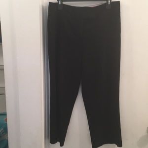 Women’s size 10 Capri slacks